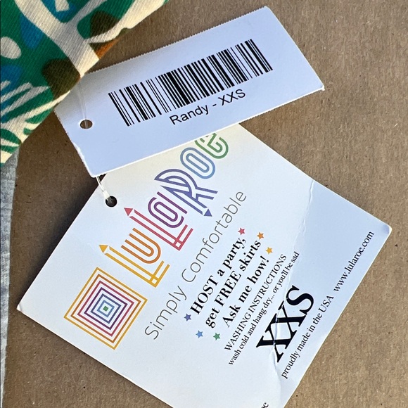 LuLaRoe Randy Tee - Picture 3 of 7